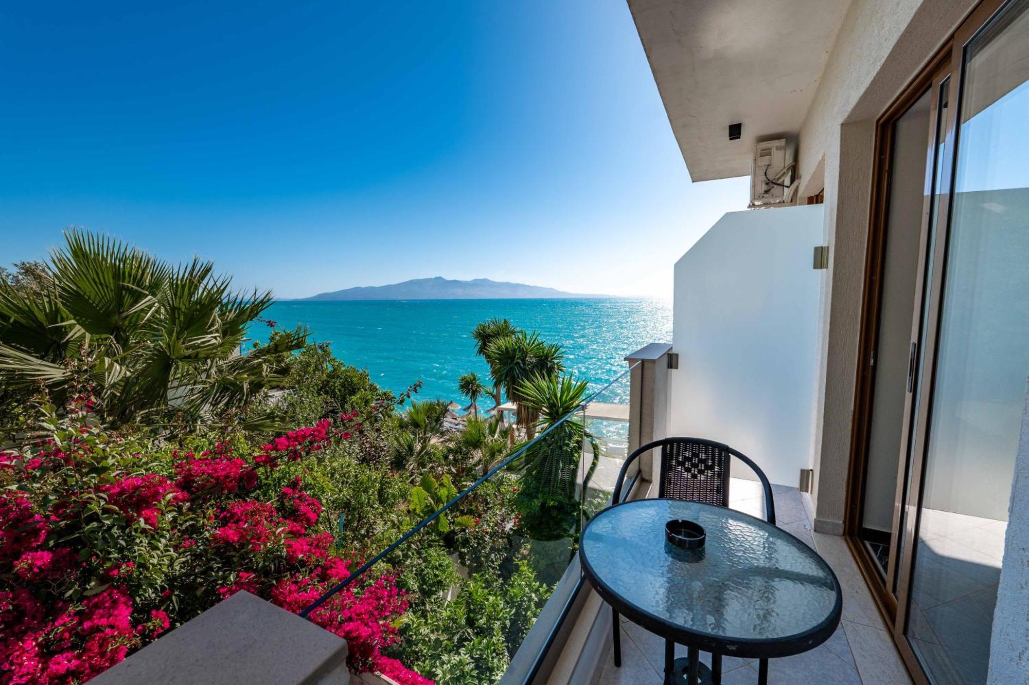Blue Bay 4*
